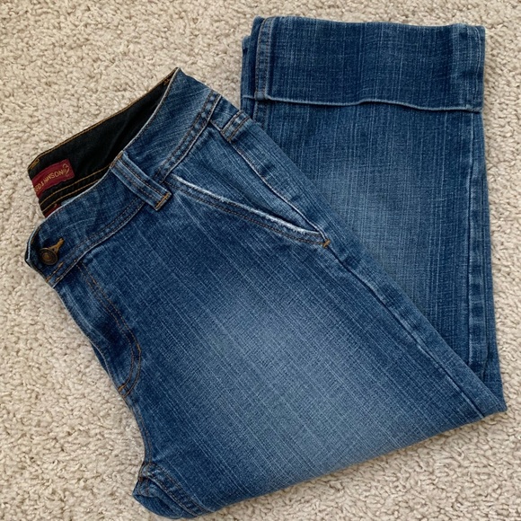 Hillard & Hanson Pants - “Hillard & Hanson” 🎀 Capri, crop, rolled up jeans